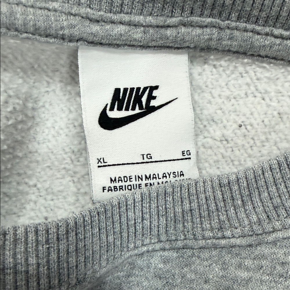 Nike Women's Classic Gray Crew Neck cropped sweatshirt - Picture 3 of 10